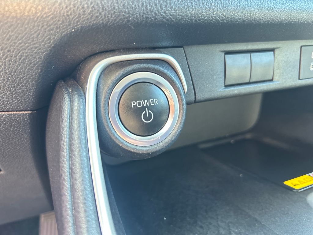 2024 Toyota Highlander Hybrid XLE photo 25