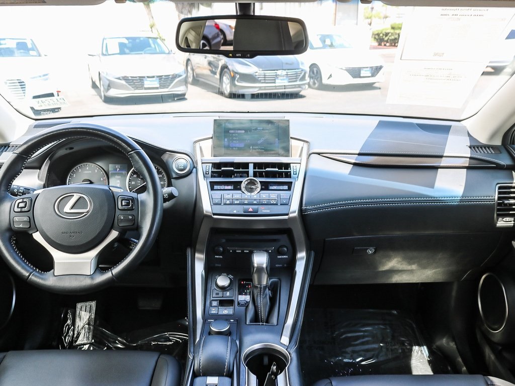 2016 Lexus NX 200t Luxury photo 13