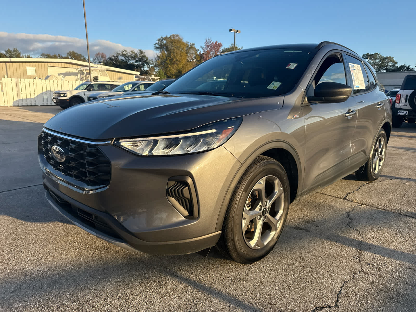 2025 Ford Escape ST-Line's photo