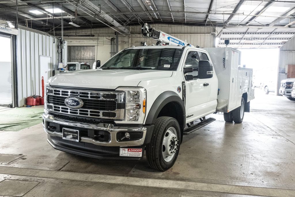 2024 Ford F-550 XL photo 2