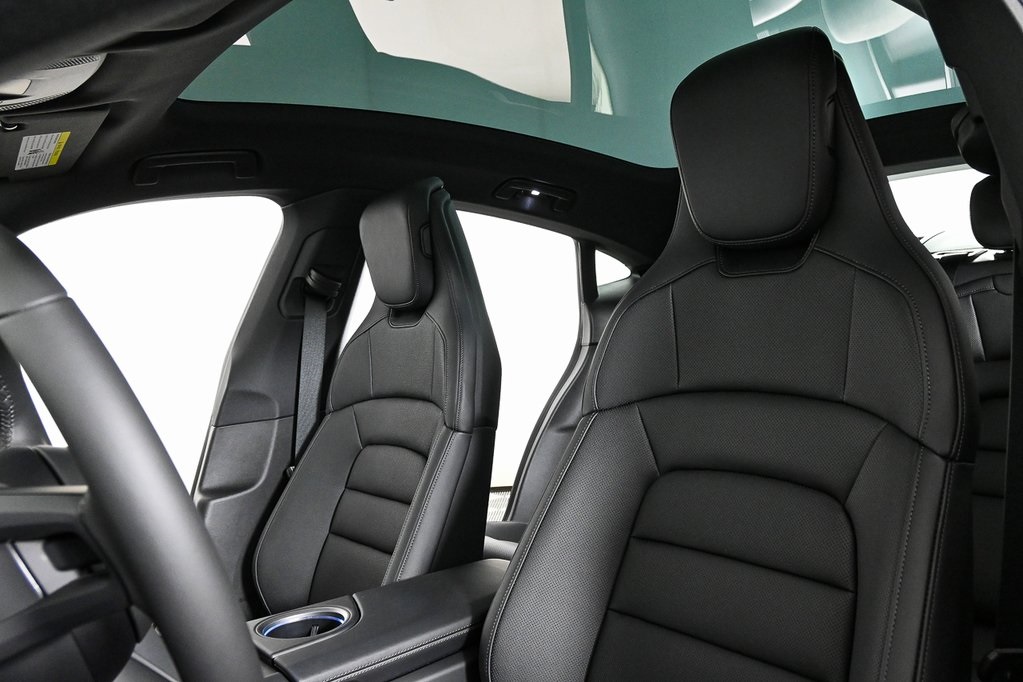 2026 Porsche Taycan 4 photo 5