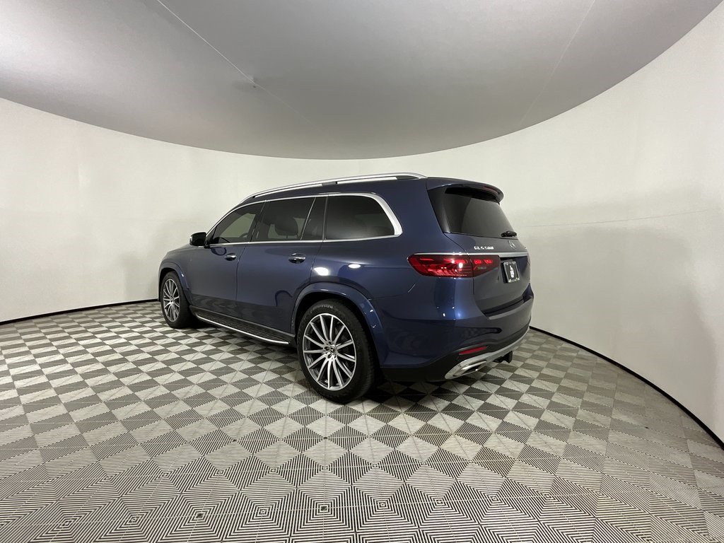 2024 Mercedes Benz GLS 580 4MATIC photo 3