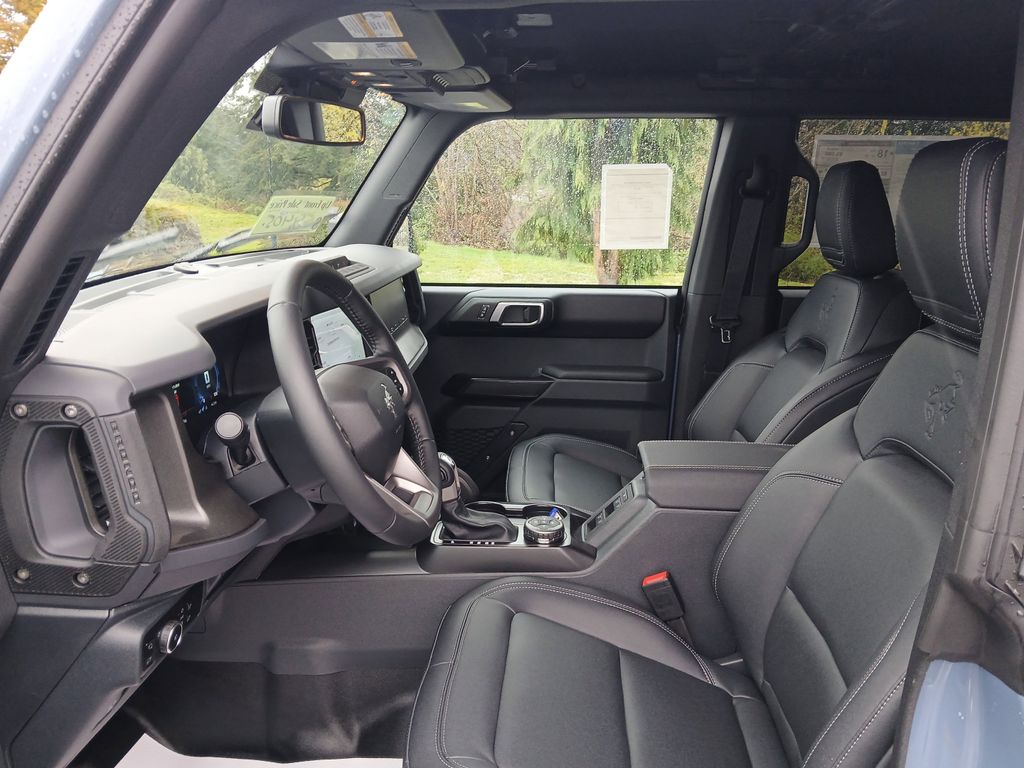 2025 Ford Bronco Badlands photo 4