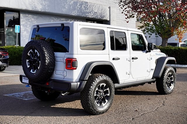 2025 Jeep Wrangler Rubicon 4xe photo 10