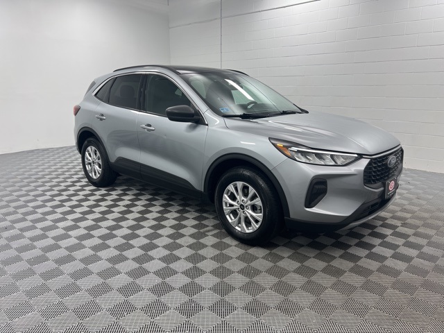 2024 Ford Escape Active's photo