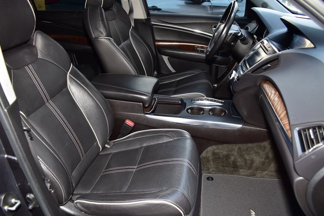 2017 Acura MDX SH-AWD Advance photo 10