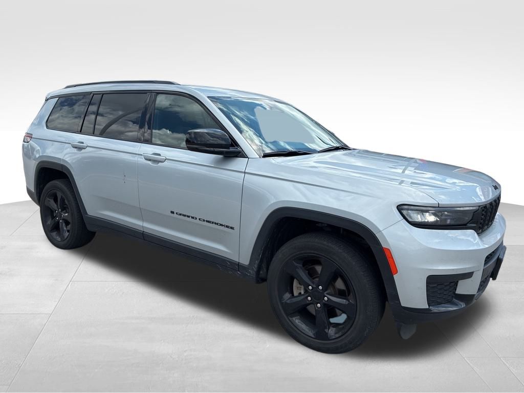 2023 Jeep Grand Cherokee Altitude photo 8
