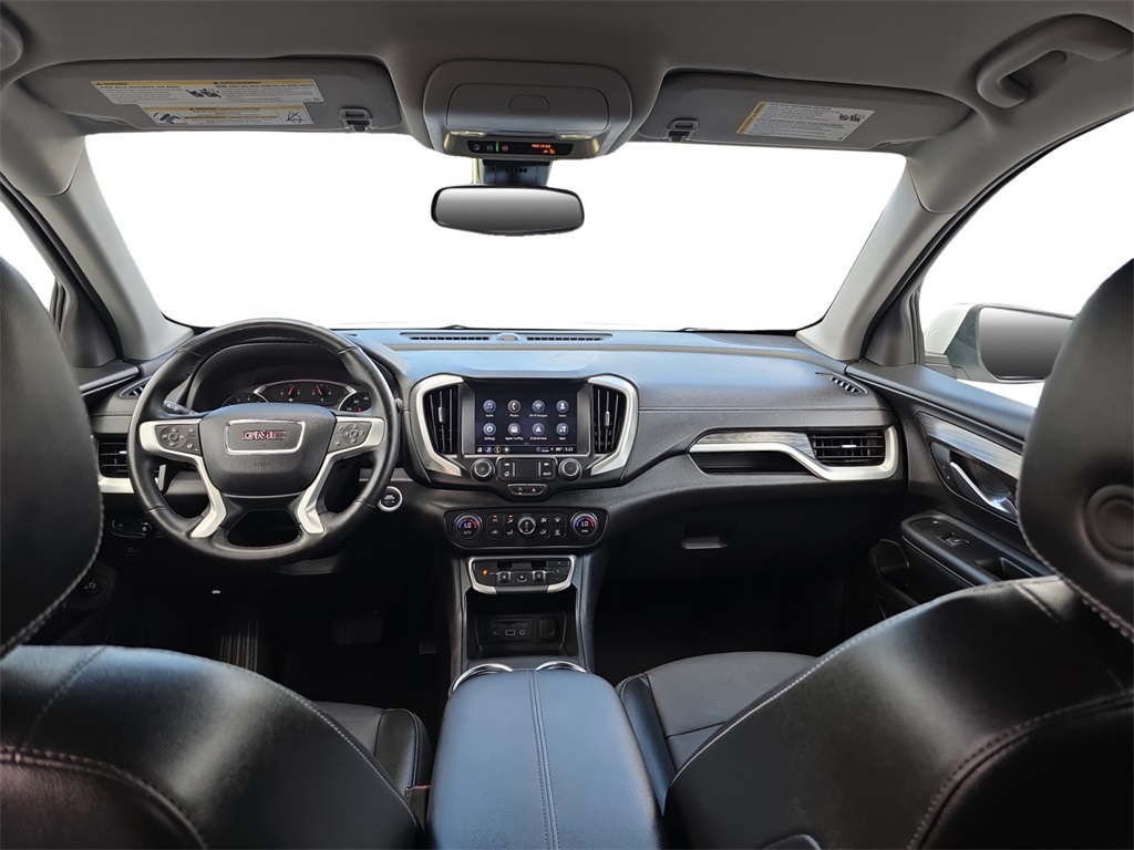 2024 Gmc Terrain SLT photo 2