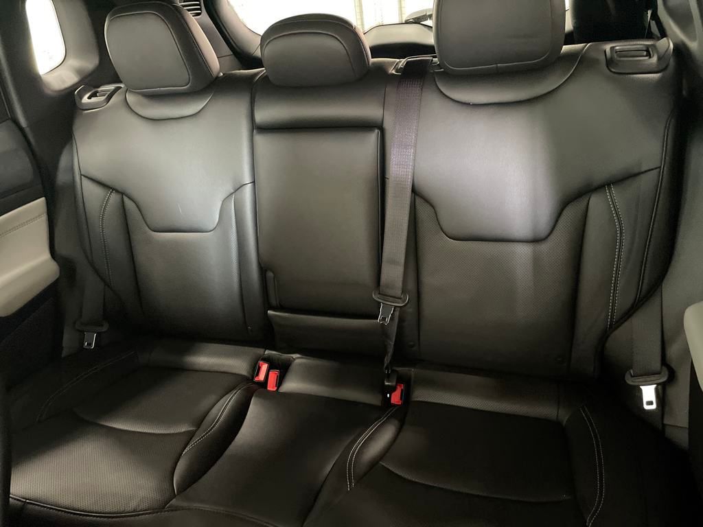 2025 Jeep Compass Limited photo 12