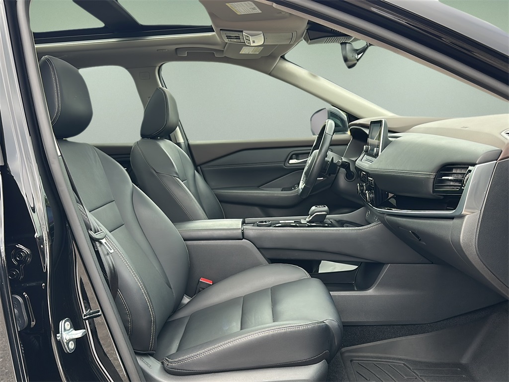 2023 Nissan Rogue SL photo 22