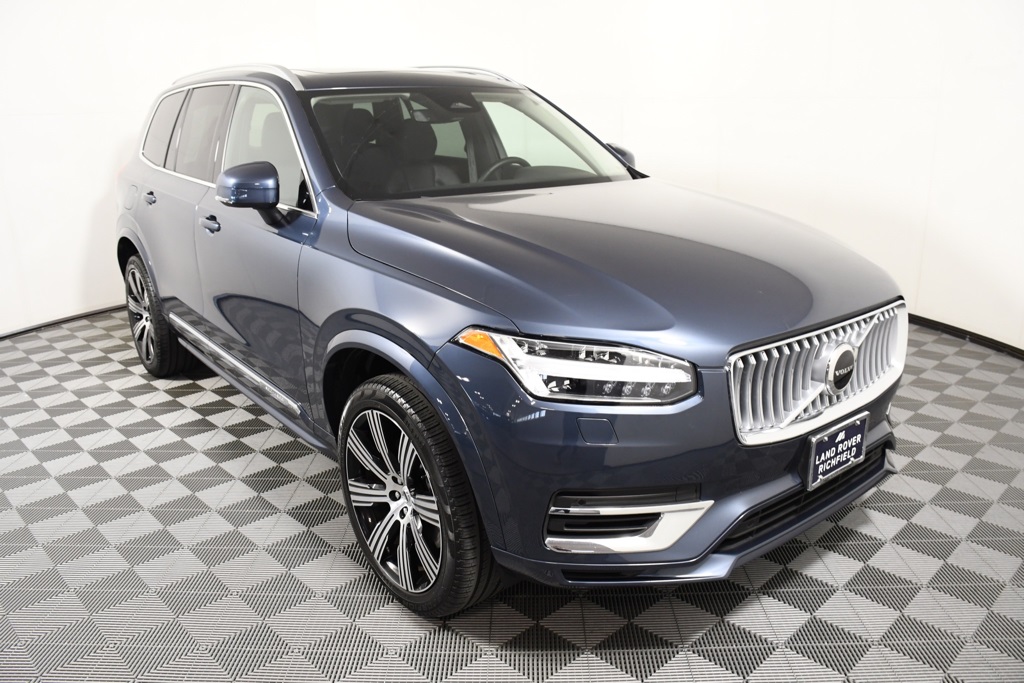 2023 Volvo XC90 Recharge T8 Core photo 8
