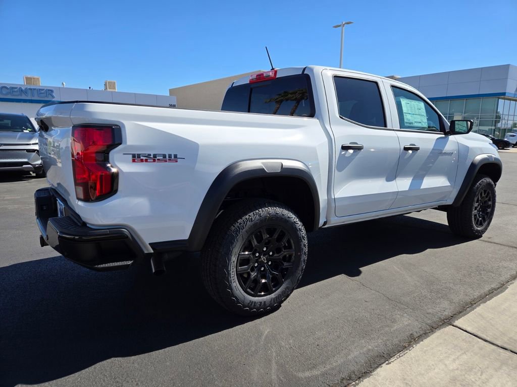 2026 Chevrolet Colorado Trail Boss photo 3