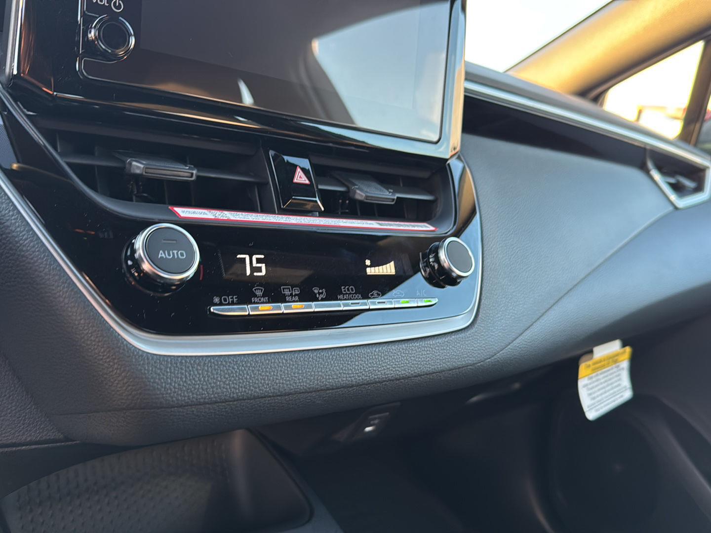 2026 Toyota Corolla SE photo 20