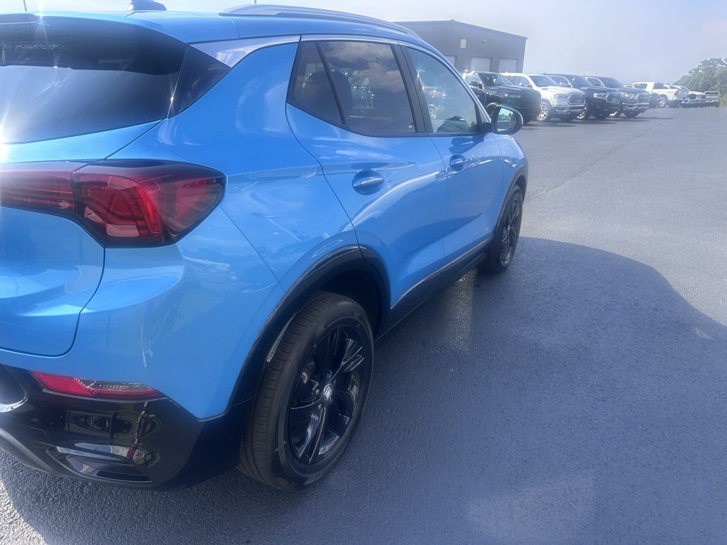 2025 Buick Encore GX Sport Touring photo 24