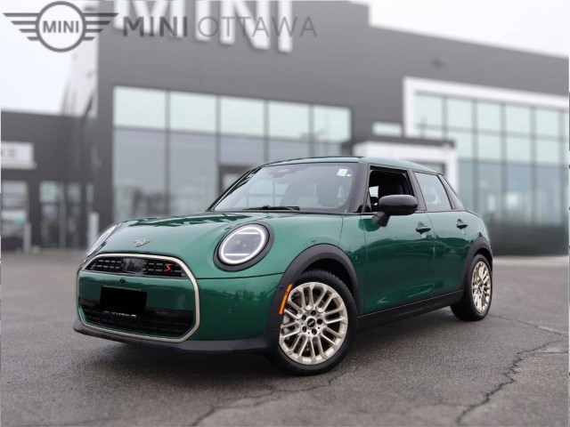 2025 MINI 5 Door DEALER DEMO, Used with a Great Price & New Car Warranty