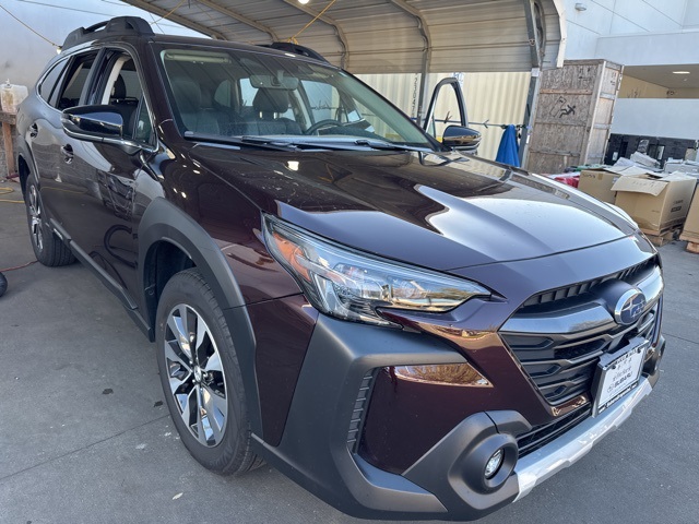 2025 Subaru Outback Limited's photo