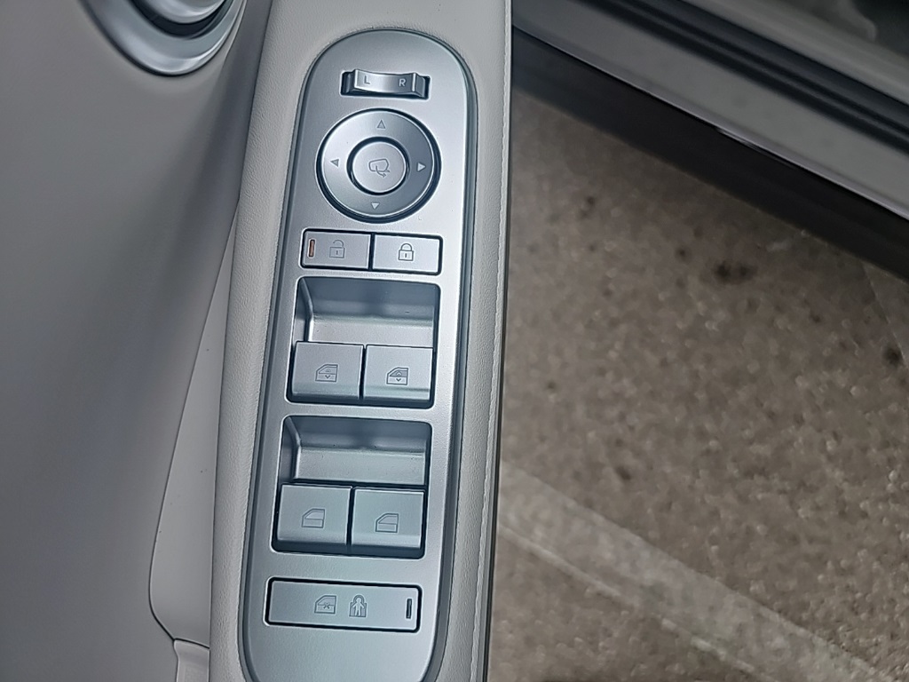 2026 Hyundai Palisade Limited photo 11