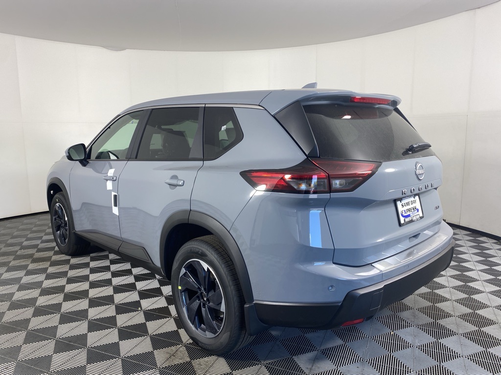 2026 Nissan Rogue SV photo 2