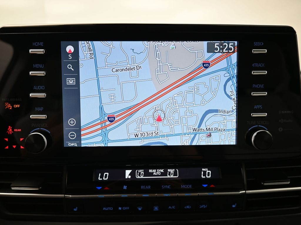 2024 Toyota Sienna XSE photo 20