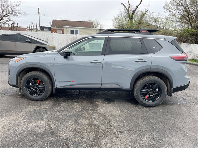 2025 Nissan Rogue SV photo 9