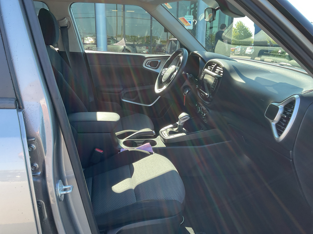2023 Kia Soul LX photo 9