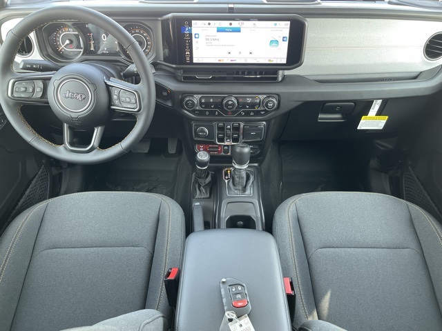 2025 Jeep Gladiator Willys photo 9