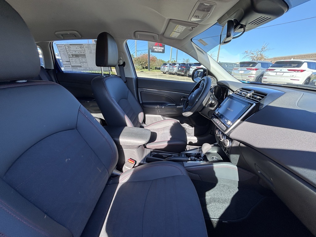2024 Mitsubishi Outlander Sport ES LE SE photo 19