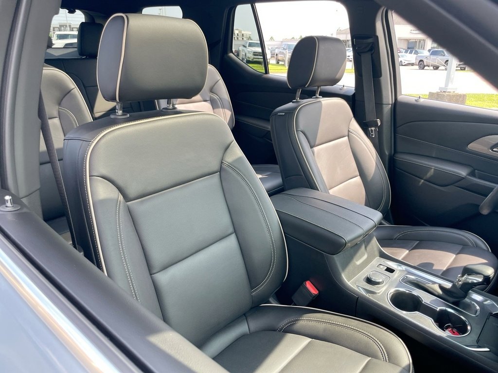 2023 Chevrolet Traverse Premier photo 28