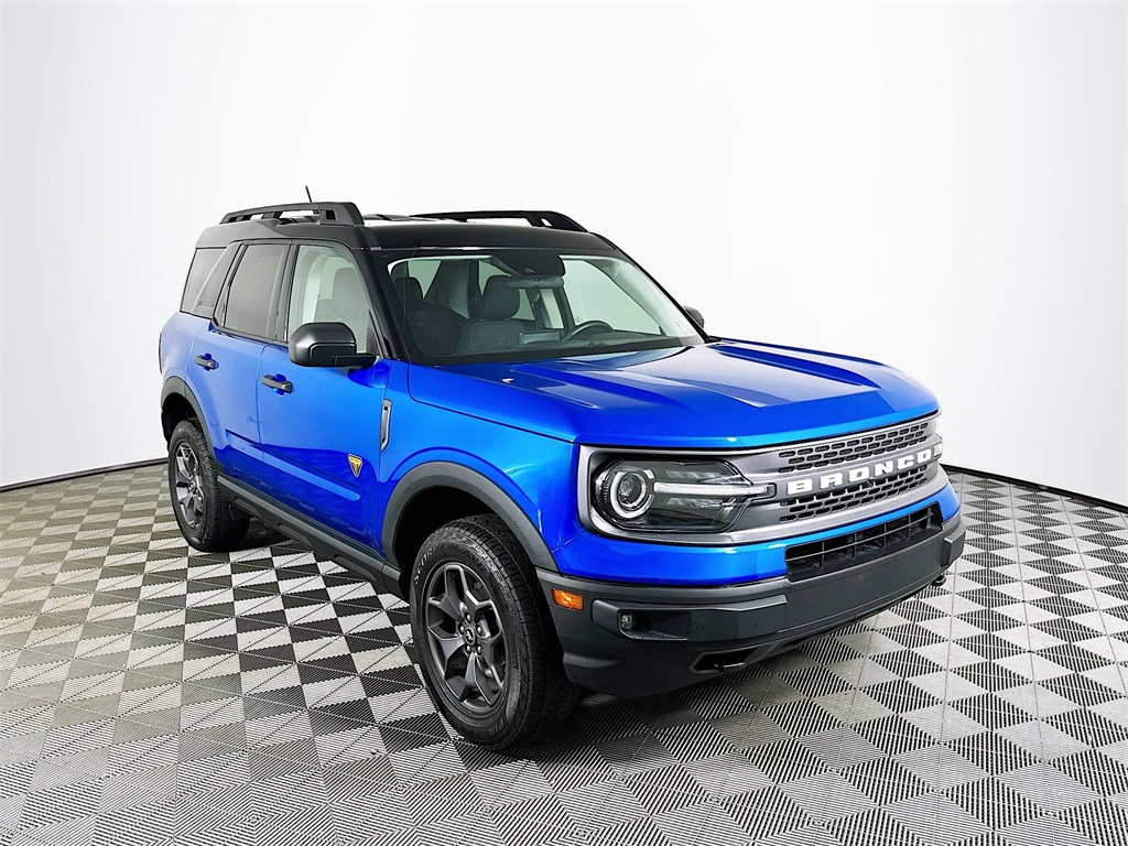 Used 2022 Velocity Blue Metallic Ford Badlands image 3
