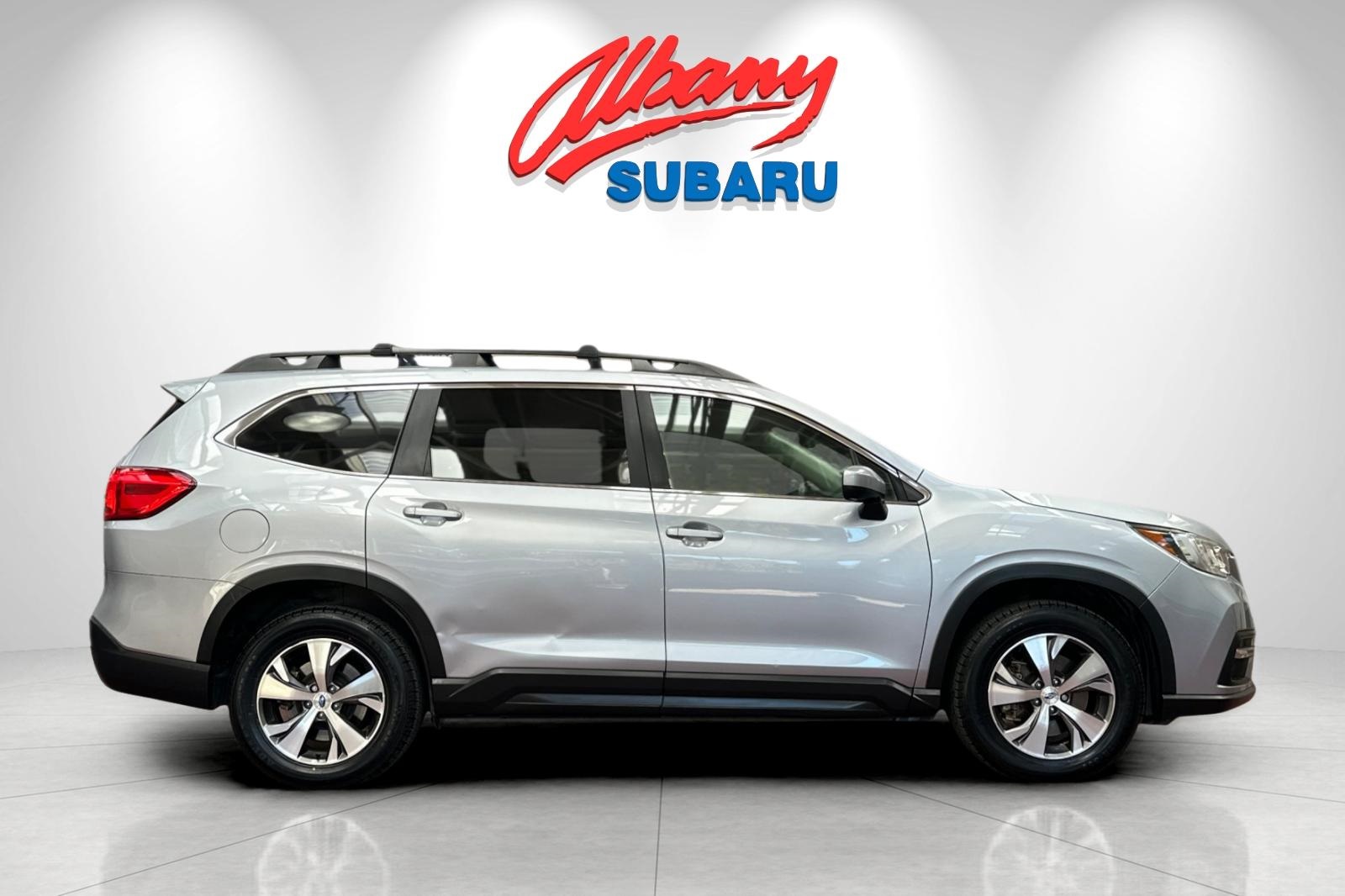 2020 Subaru Ascent Premium photo 3