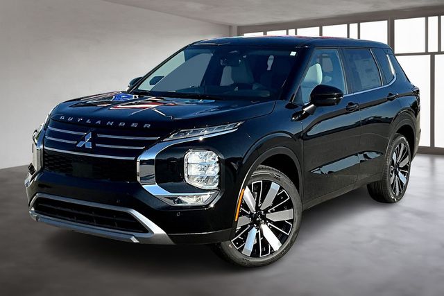 2025 Mitsubishi Outlander SE photo 2