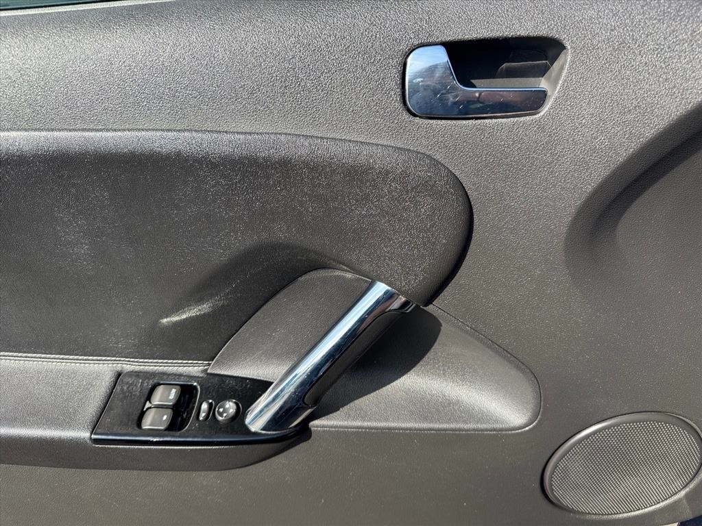 2007 Saturn Sky Base photo 20