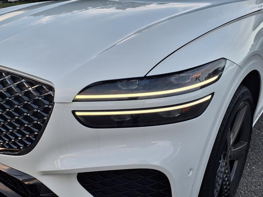 2024 Genesis GV70 3.5T Sport photo 3