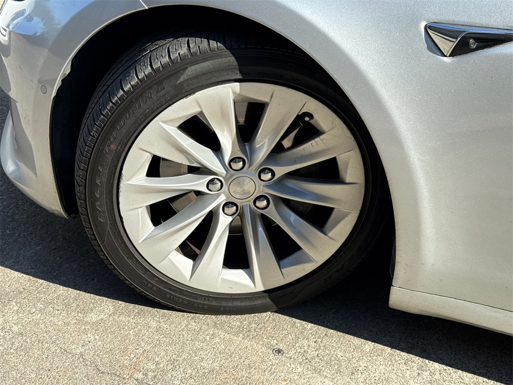 2017 Tesla Model S 75D AWD photo 4