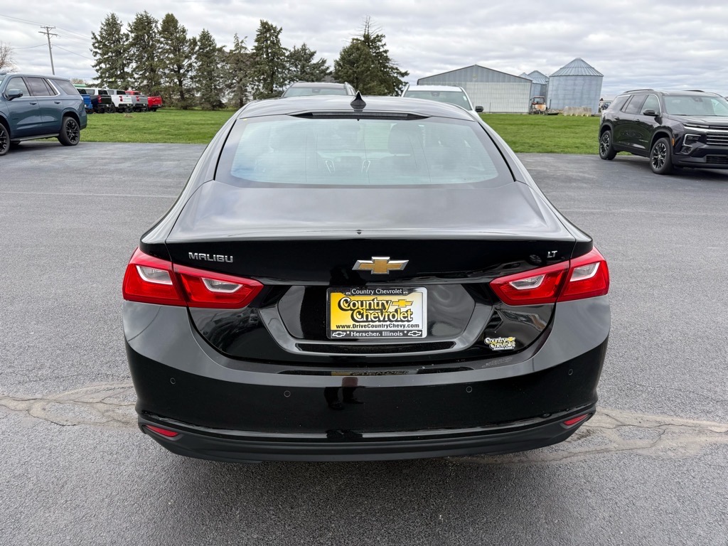 2024 Chevrolet Malibu 1LT photo 4