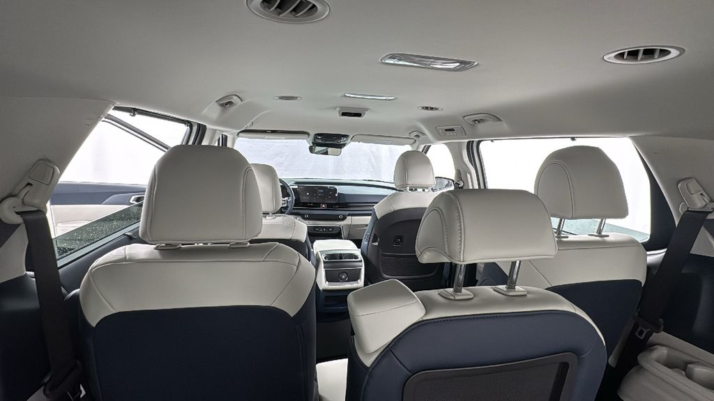 2026 Kia Carnival EX photo 19