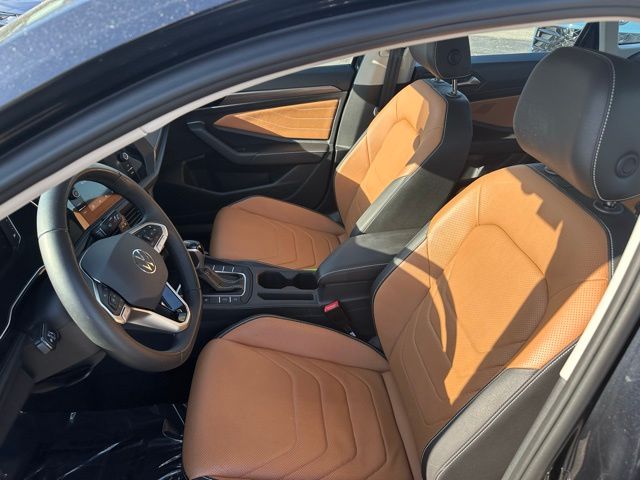 2024 Volkswagen Jetta 1.5T SEL photo 19
