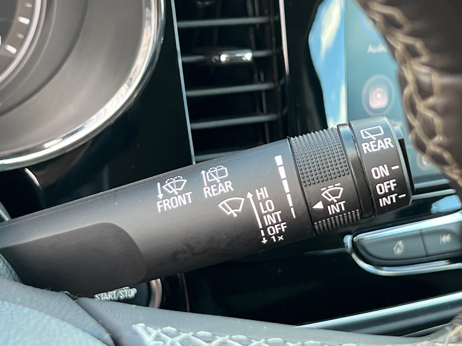 2022 Buick Encore Preferred photo 28