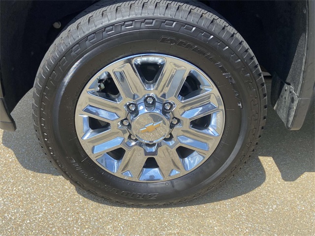 2024 Chevrolet Silverado 2500HD High Country photo 8