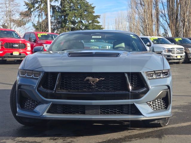 2025 Ford Mustang GT Premium photo 2