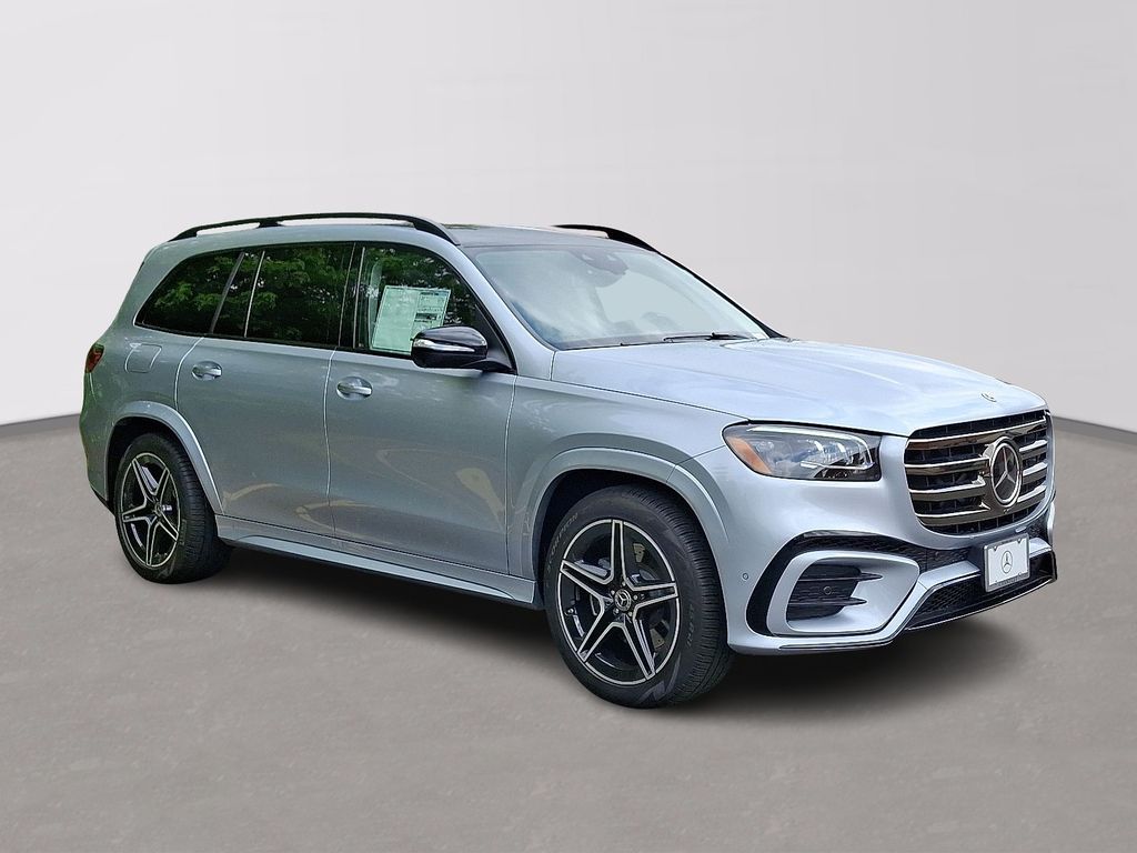 2025 Mercedes Benz GLS 450 4MATIC photo 2