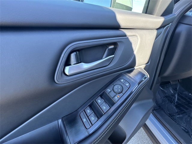 2026 Nissan Rogue SV photo 4