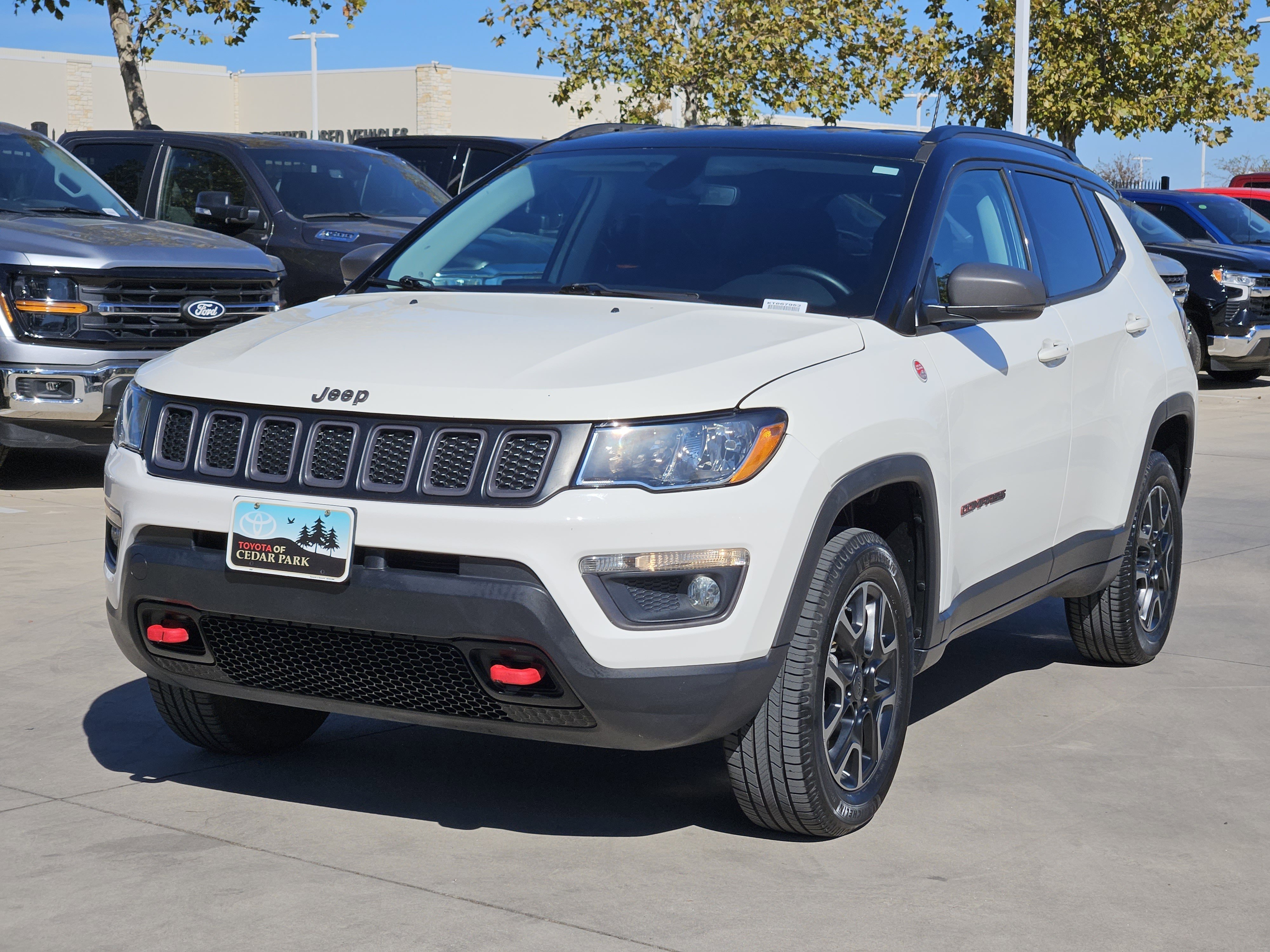 Used 2019 Jeep Compass Trailhawk with VIN 3C4NJDDB7KT667952 for sale in Leander, TX