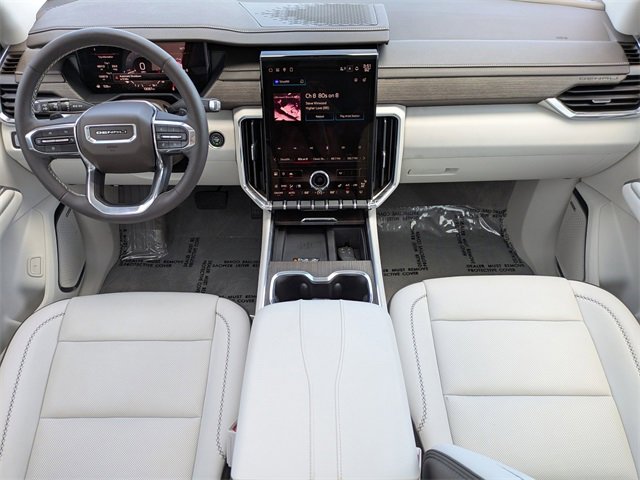 2024 Gmc Acadia Denali photo 17