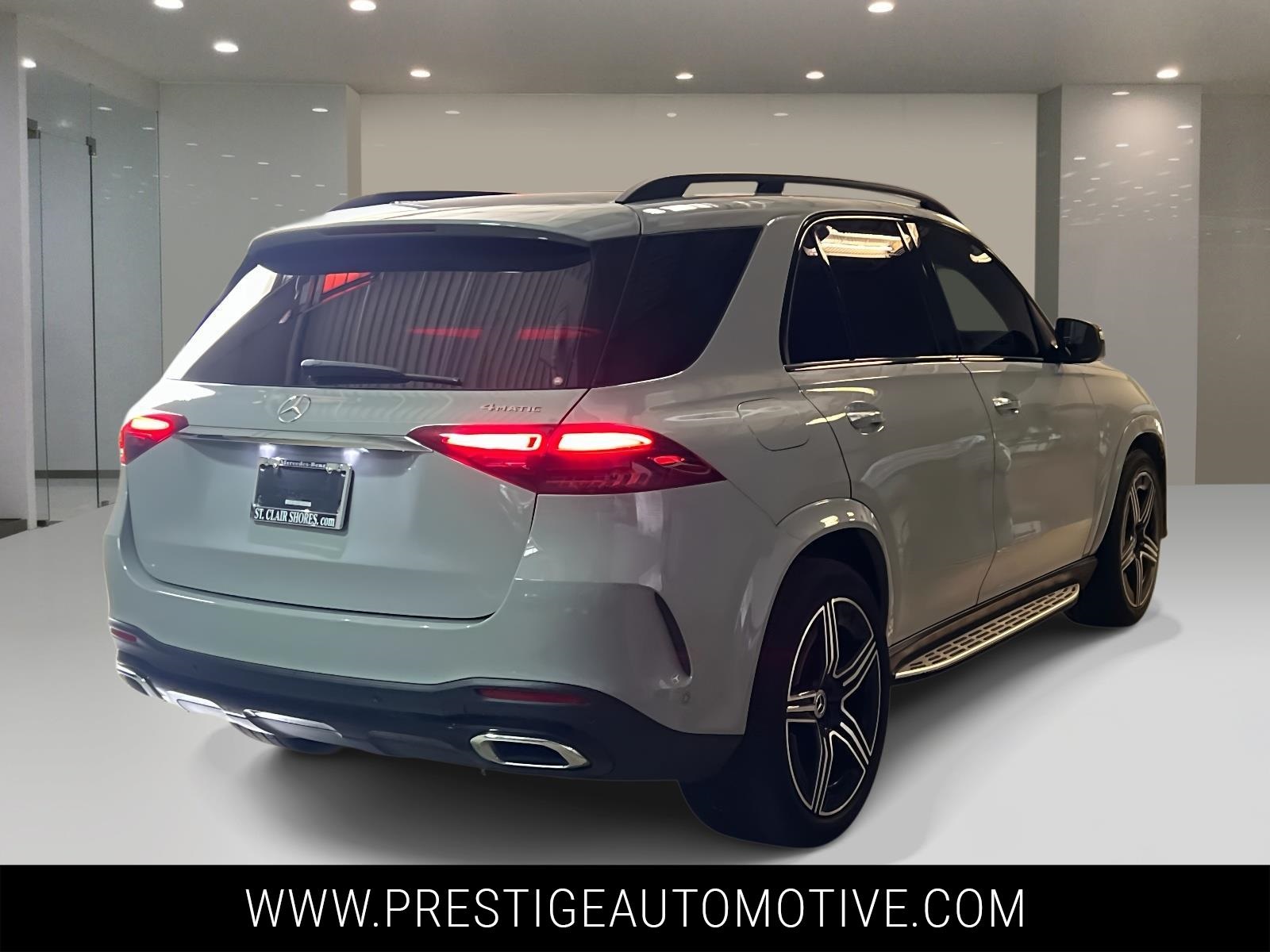 2024 Mercedes Benz GLE 450e 4MATIC photo 3