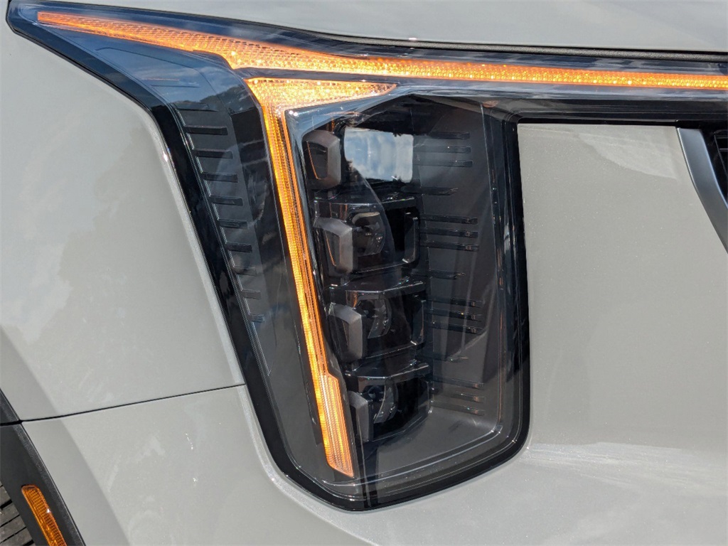 2025 Kia Sorento S photo 9