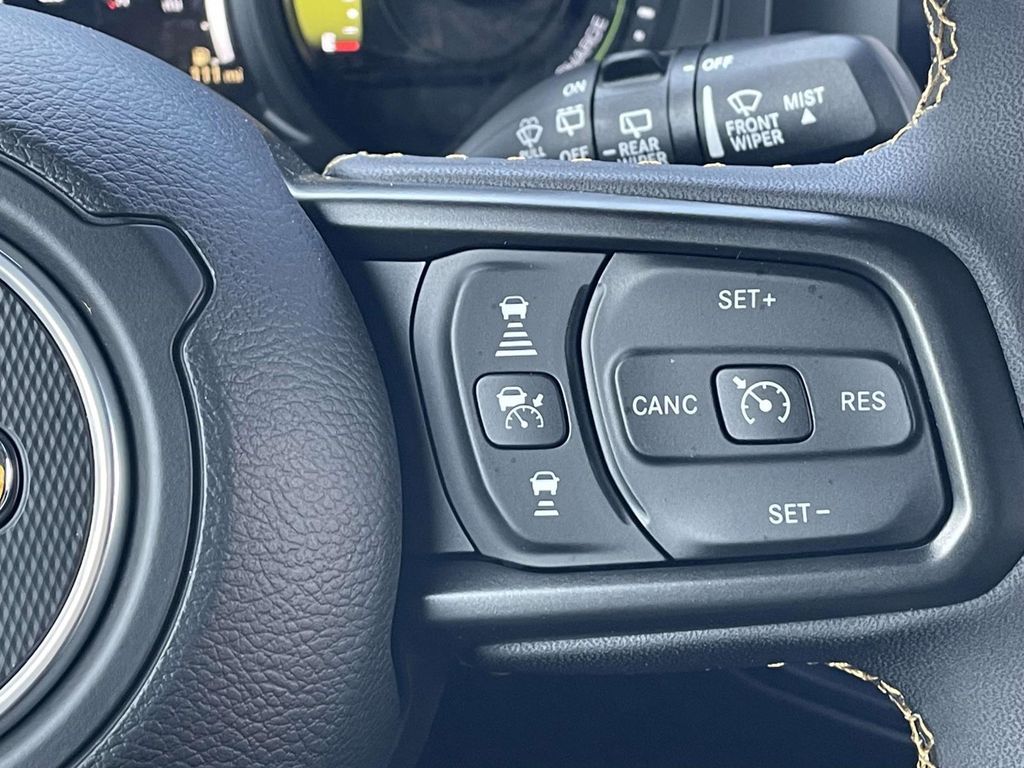 2025 Jeep Wrangler Willys 4xe photo 29