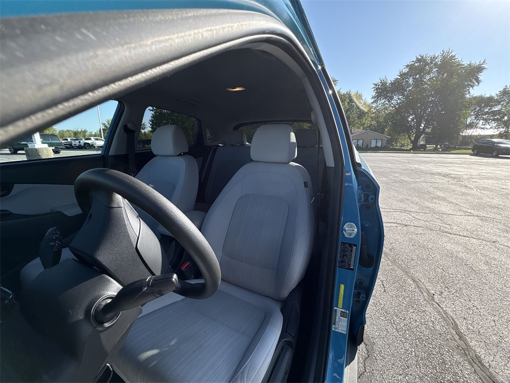 2022 Hyundai Kona SEL photo 13