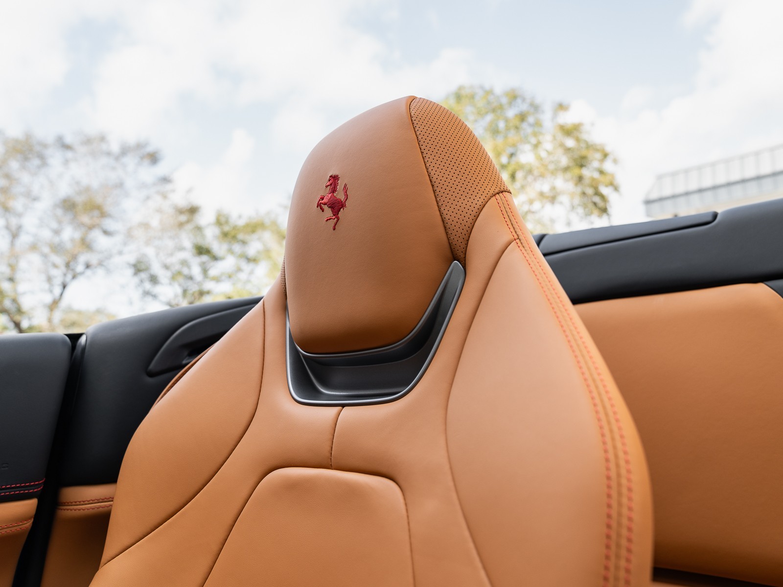2019 Ferrari Portofino photo 41
