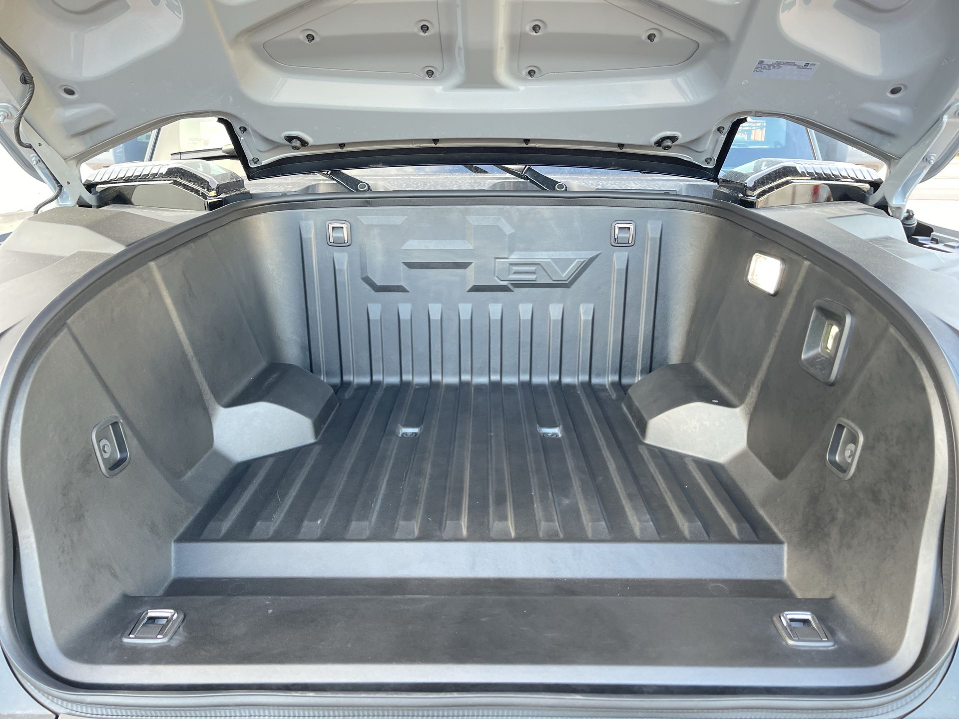 2025 Gmc Hummer EV Pickup photo 21